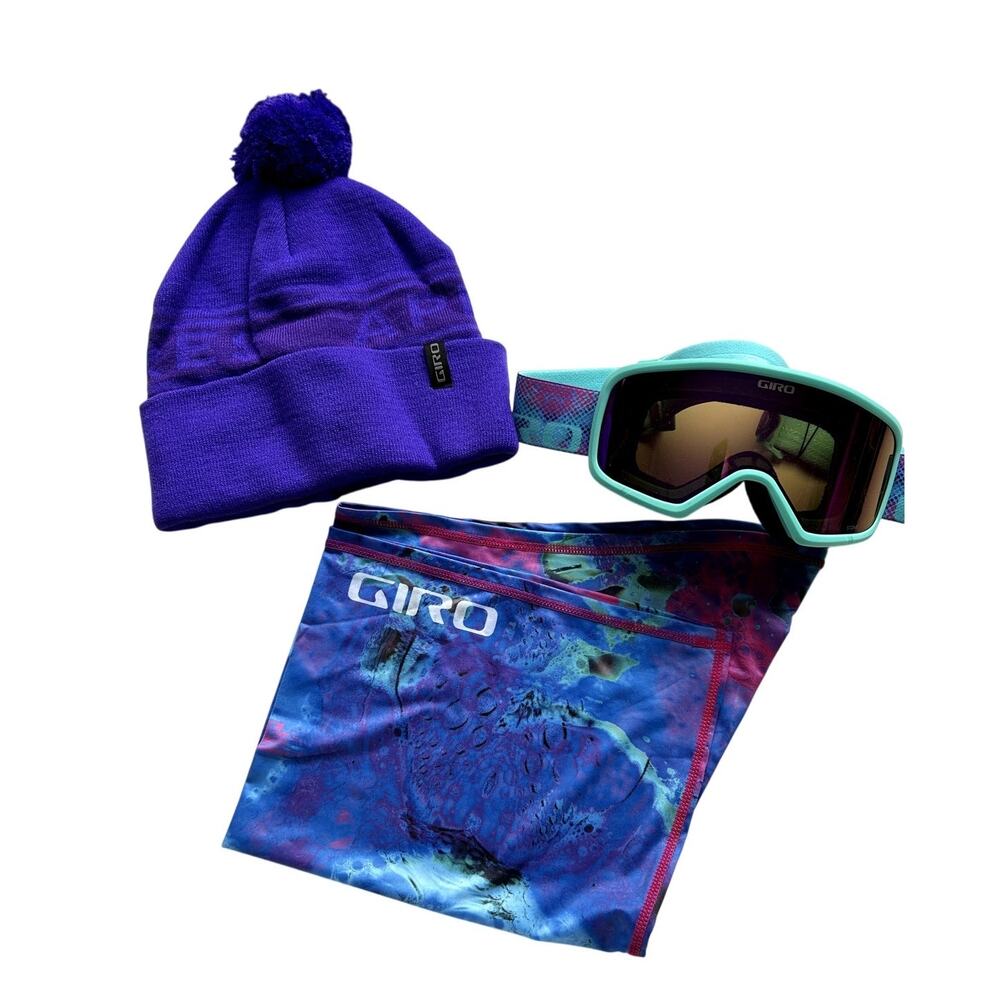 Giro Ski Goggles Beanie Neck Gaiter Set Purple Skiing Snowboarding Sports Gear